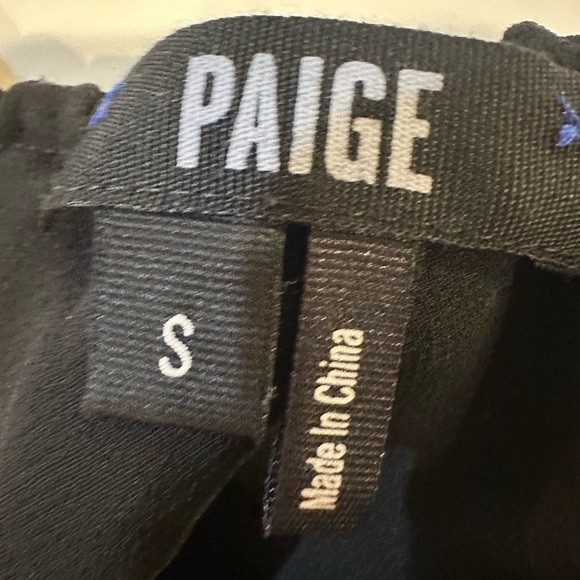 Paige Elegant Black Ruffled one Shoulder Shirt size small - Picture 3 of 5